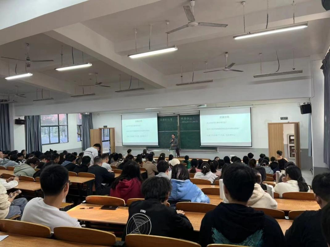 迎接新形势，探路新业态 ——beat365英国官方网站财经学院国贸专业学术讲座