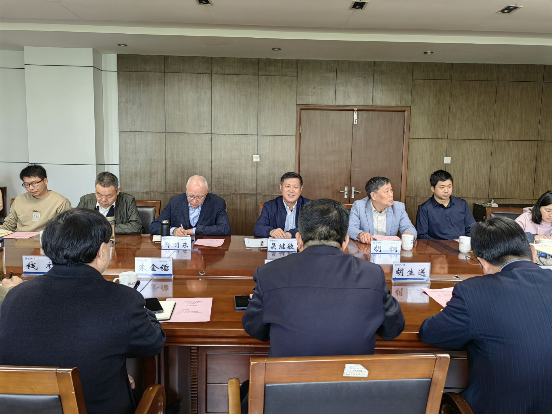 安徽省地质矿产勘查局322地质队与beat365英国官方网站签订合作协议
