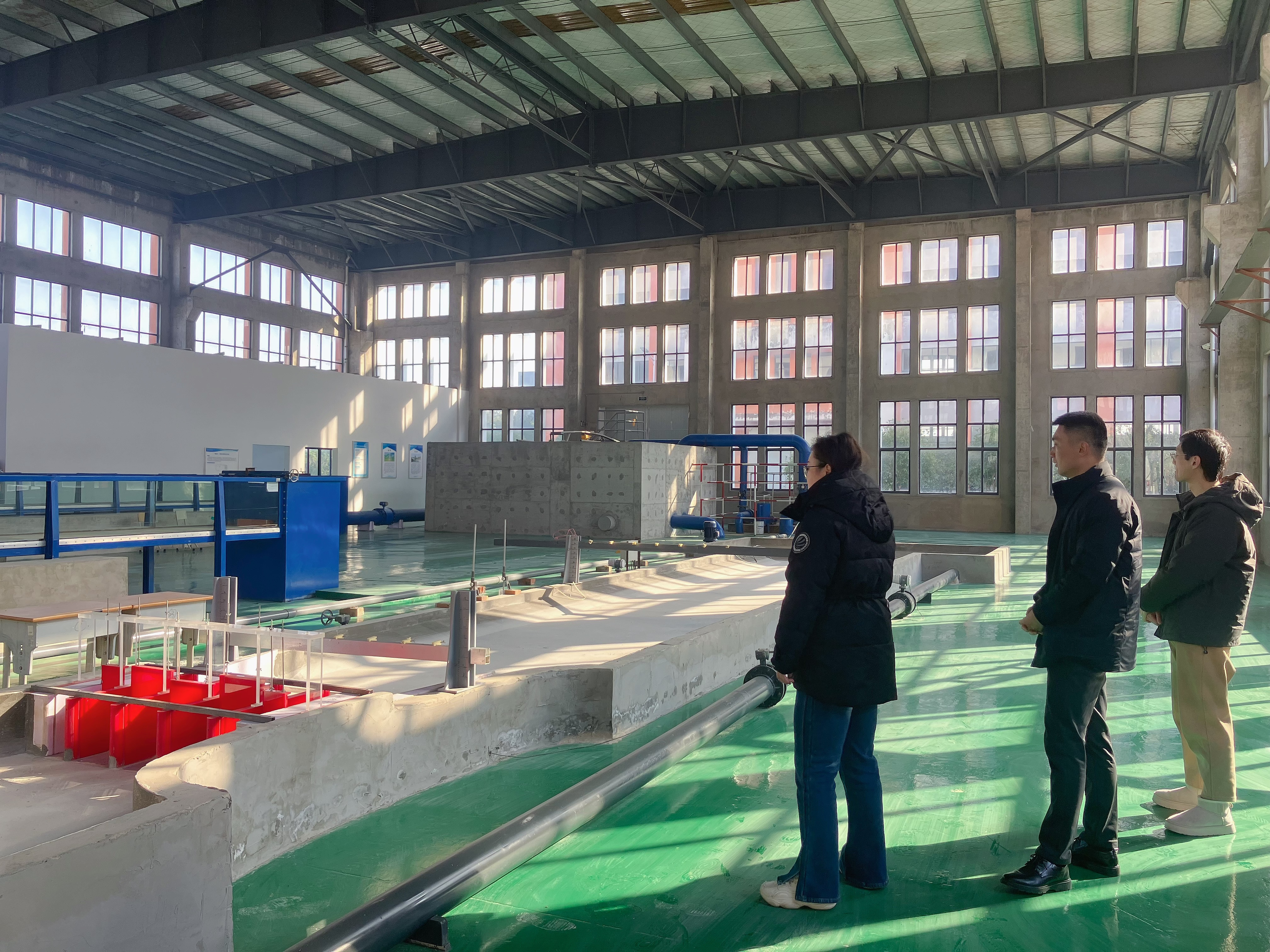 水利工程学院实验室期末安全检查筑牢校园安全防线